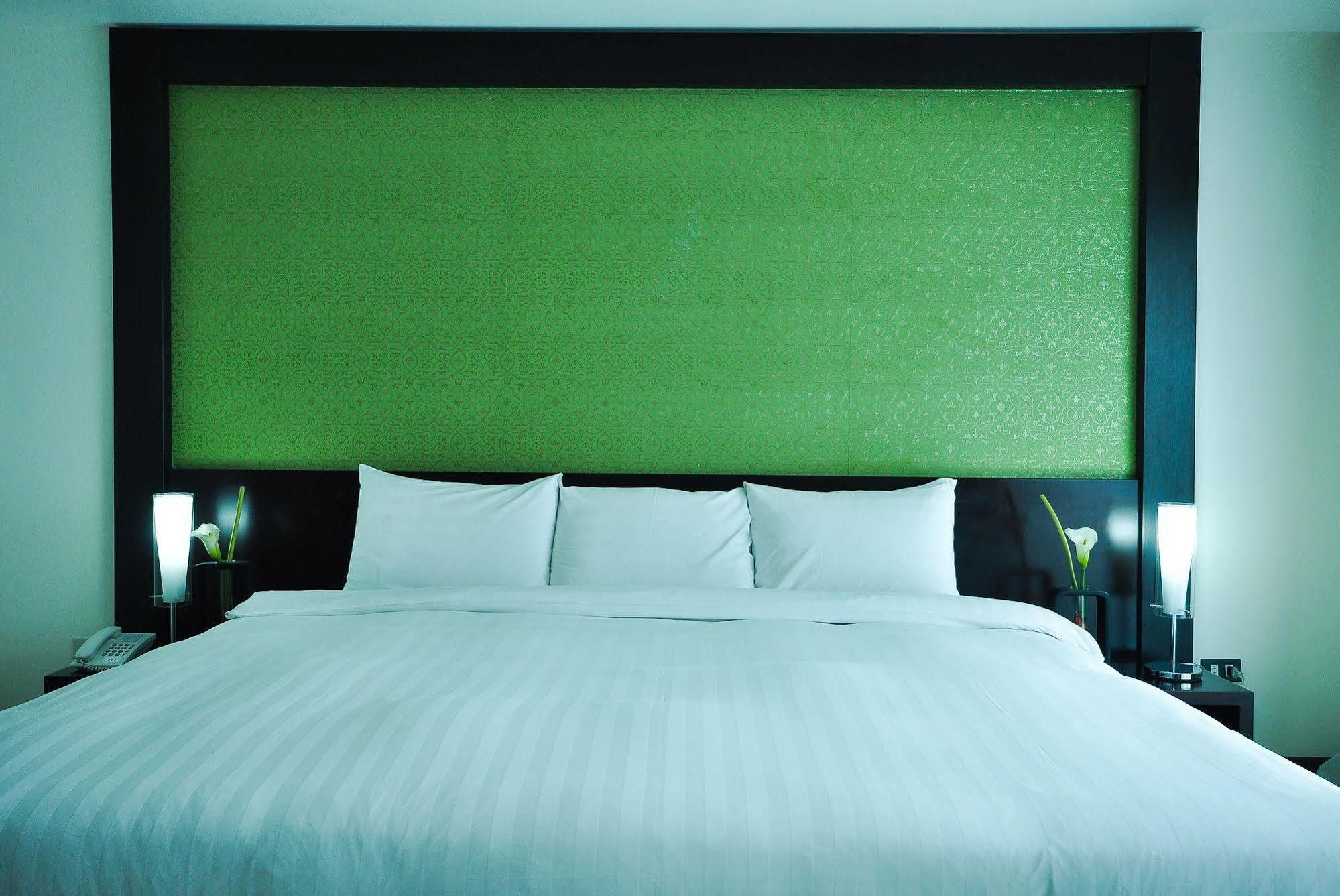 Terrace Hotel Subic Bay Olongapo Exterior photo